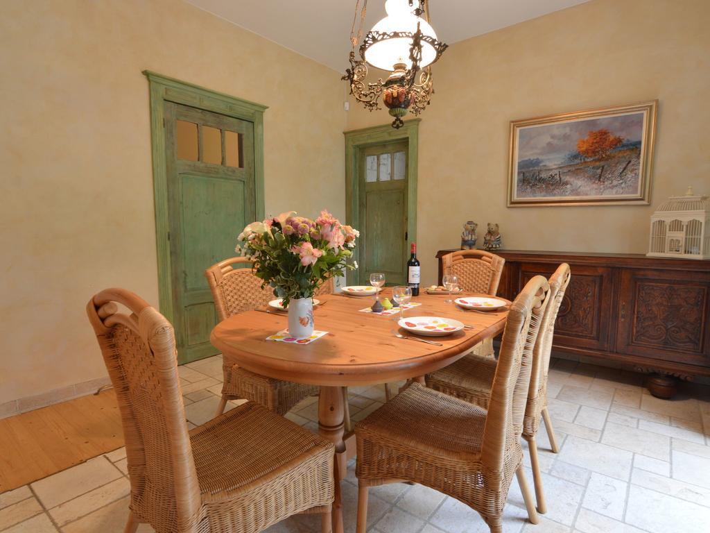 Furnished Bungalow In Monceau En Ardenne With Garden Barbecue Oizy Cameră foto