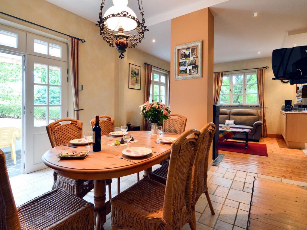 Furnished Bungalow In Monceau En Ardenne With Garden Barbecue Oizy Exterior foto